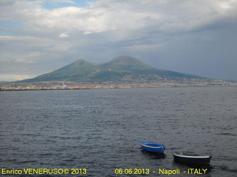 Vesuvio a giugno - Vesuvius in june.jpg